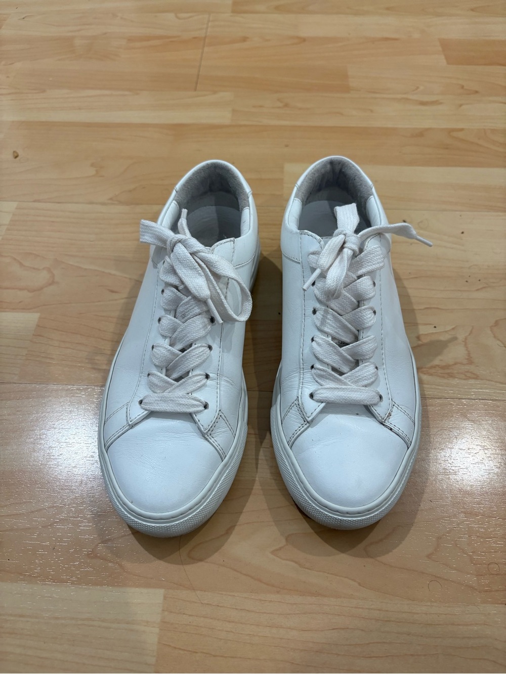 KOIO White Leather Low-Top Sneakers